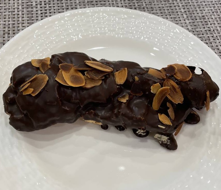 神戸　エストローヤルのシュークリーム 全体の見た目