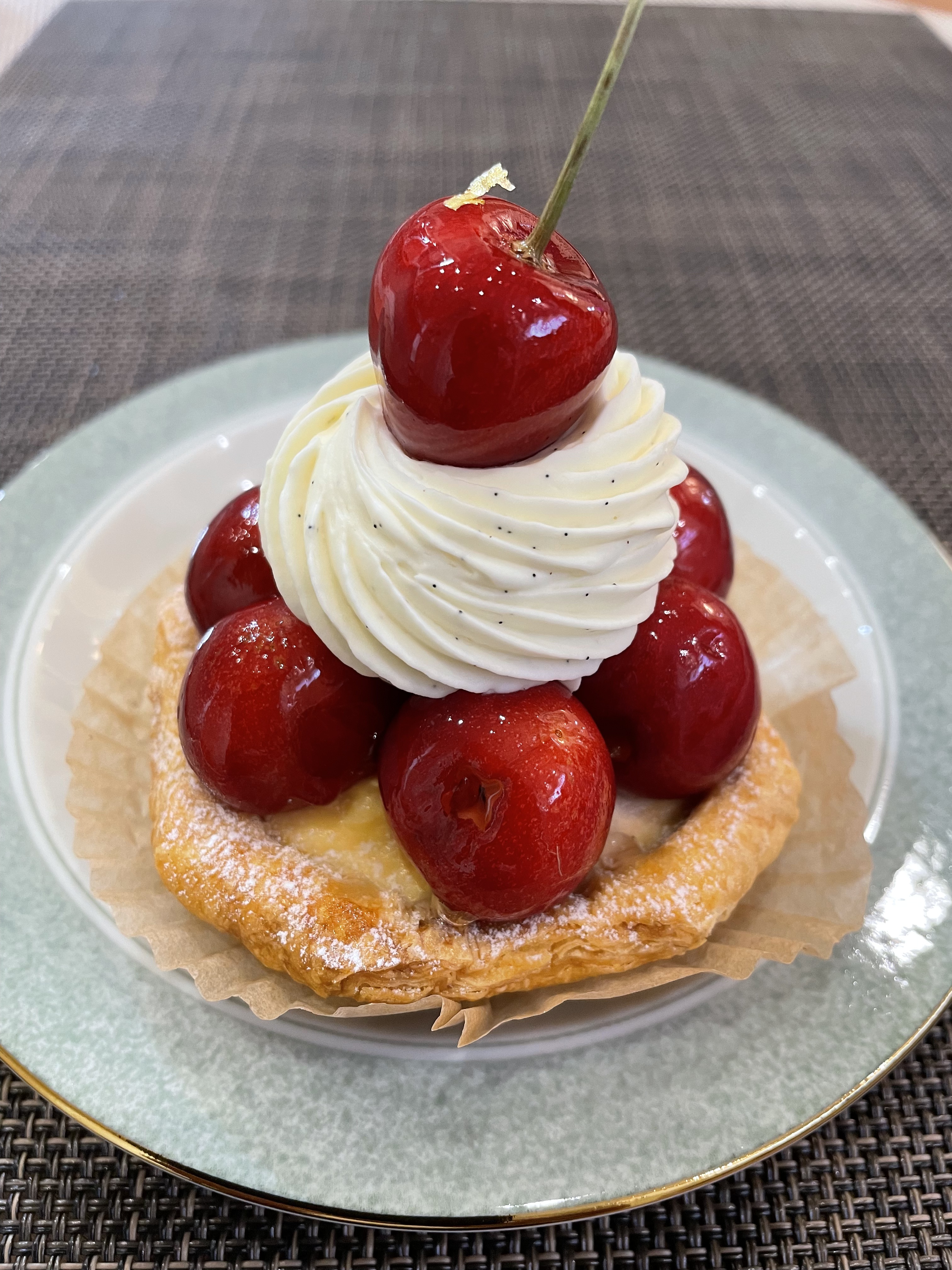 神戸北野　ラヴニューのケーキ